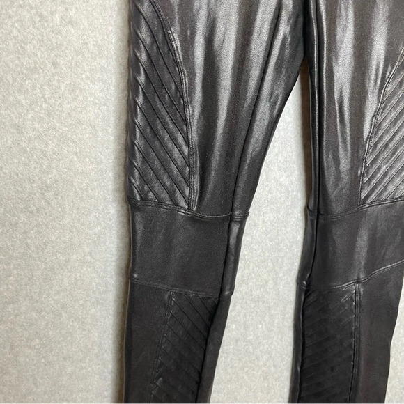 Spanx Moto Faux Leather Black Edgy Leggings Large - Picture 5 of 8